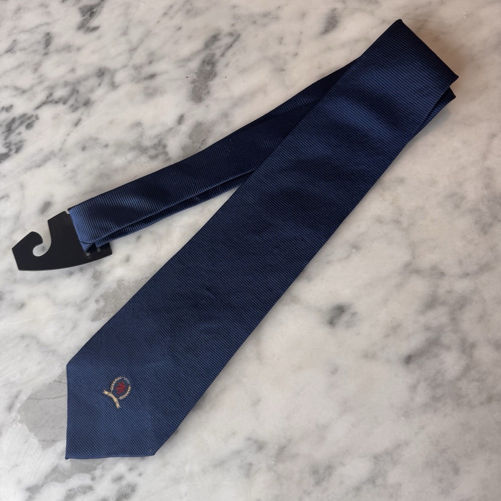 TOMMY HILFIGER Mens Neck Tie Solid Navy Textured Silk Blend Classic Necktie